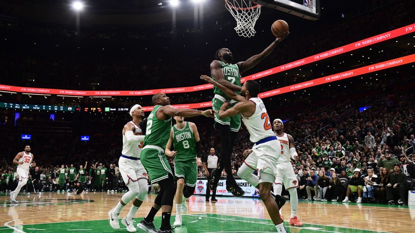 VIDEO Boston bolji od NY Knicksa u derbiju Istoka