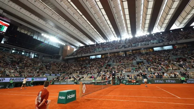 REUTERS/Denis Balibouse