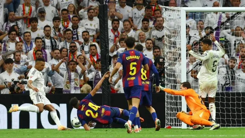 REUTERS/Albert Gea