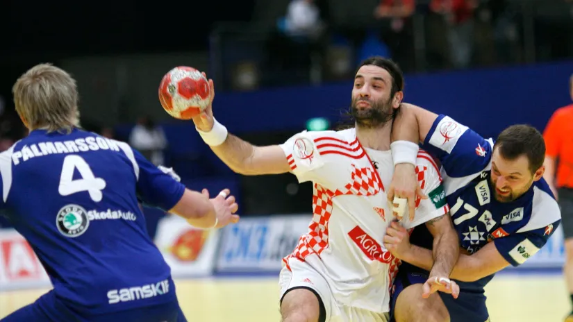 REUTERS/Nikola Solic (AUSTRIA - Tags: SPORT HANDBALL)
