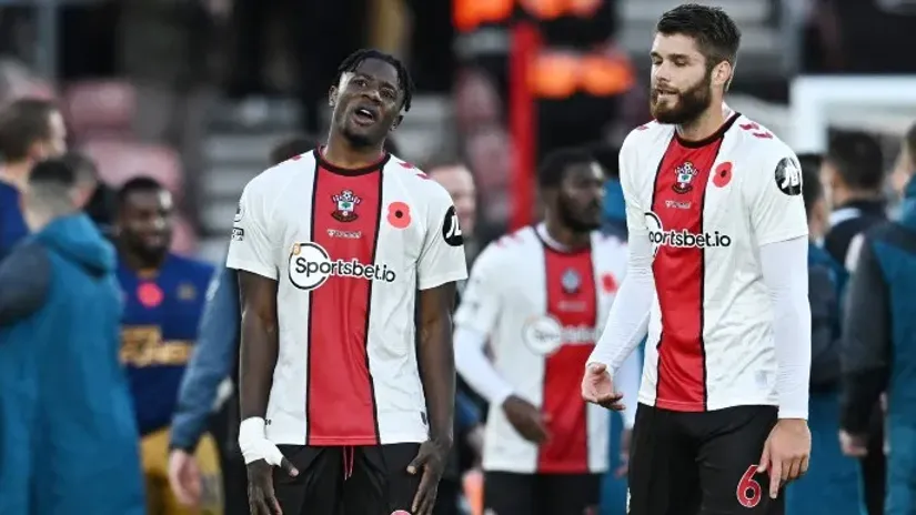 Salisu i Ćaleta-Car dok su igrali za Southampton. Foto: REUTERS/Dylan Martinez