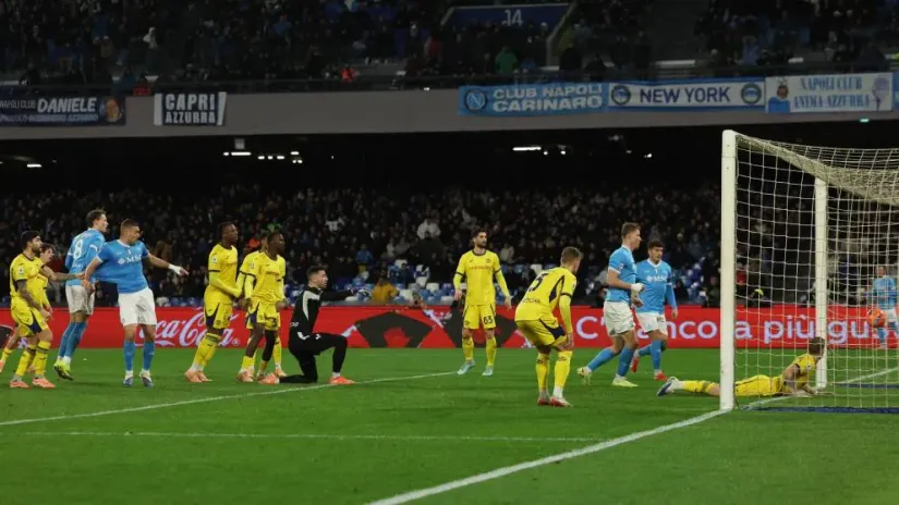 REUTERS/Ciro De Luca