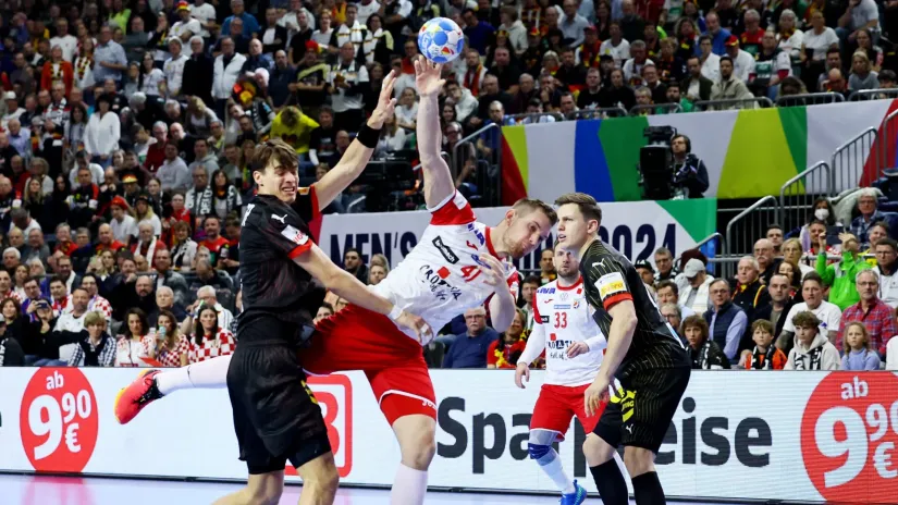 REUTERS/Wolfgang Rattay