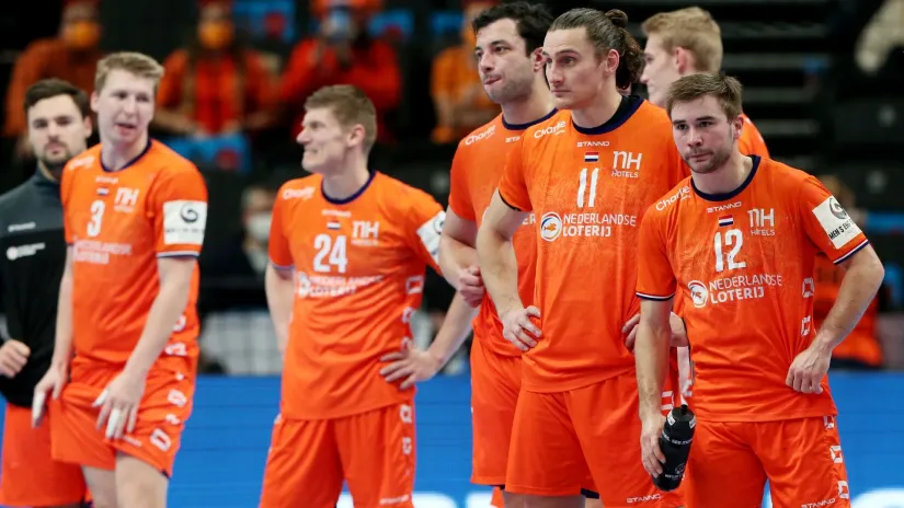  REUTERS/Bernadett Szabo