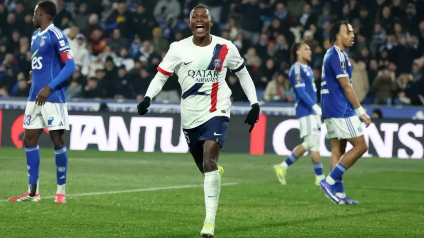 REUTERS/Catherine Steenkeste