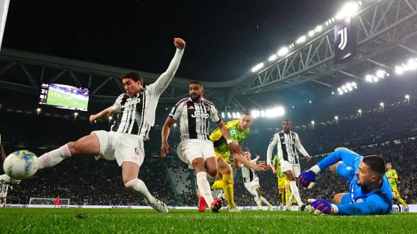 REUTERS/Guglielmo Mangiapane