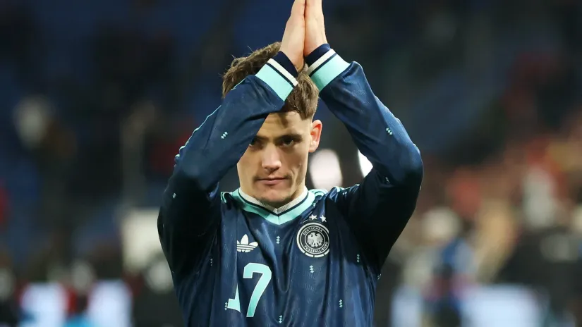 REUTERS/Denis Balibouse