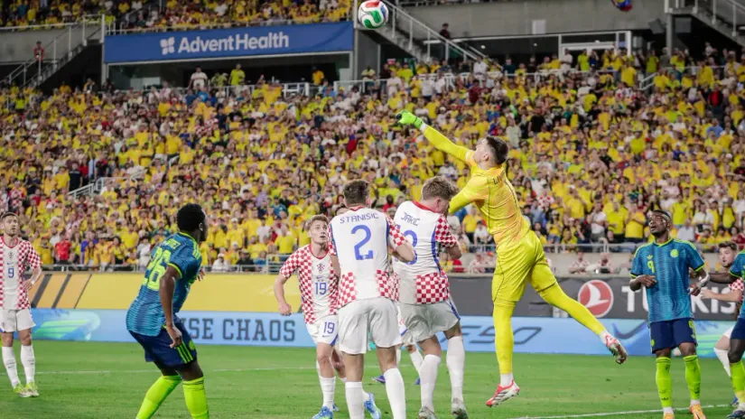 Travis Register-Imagn Images