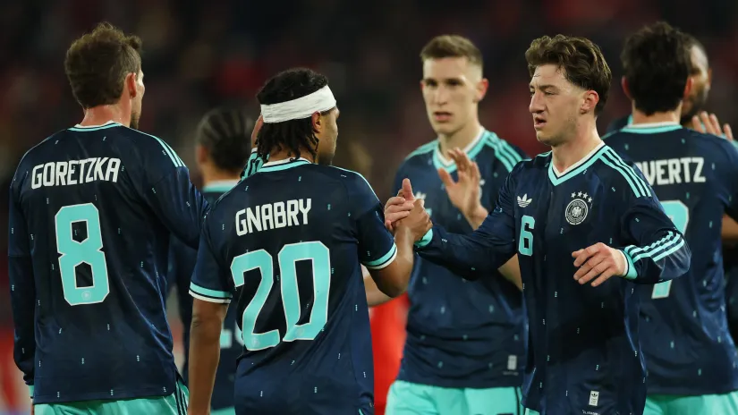 REUTERS/Denis Balibouse