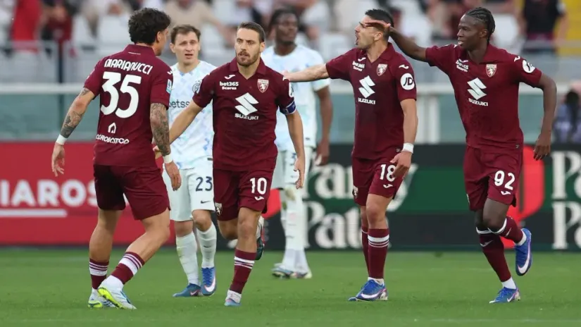 REUTERS/Claudia Greco