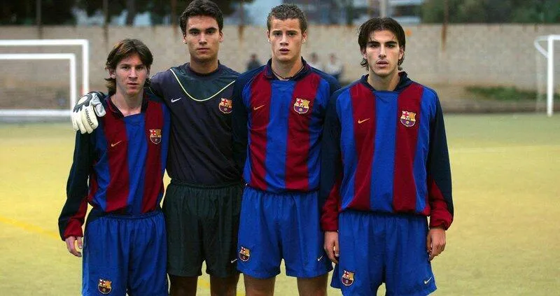 Lionel Messi, Xavi Ginard, Oriol Riera i Jordi Gómez, ljeto 2003. godine. Foto: Barcelona Official