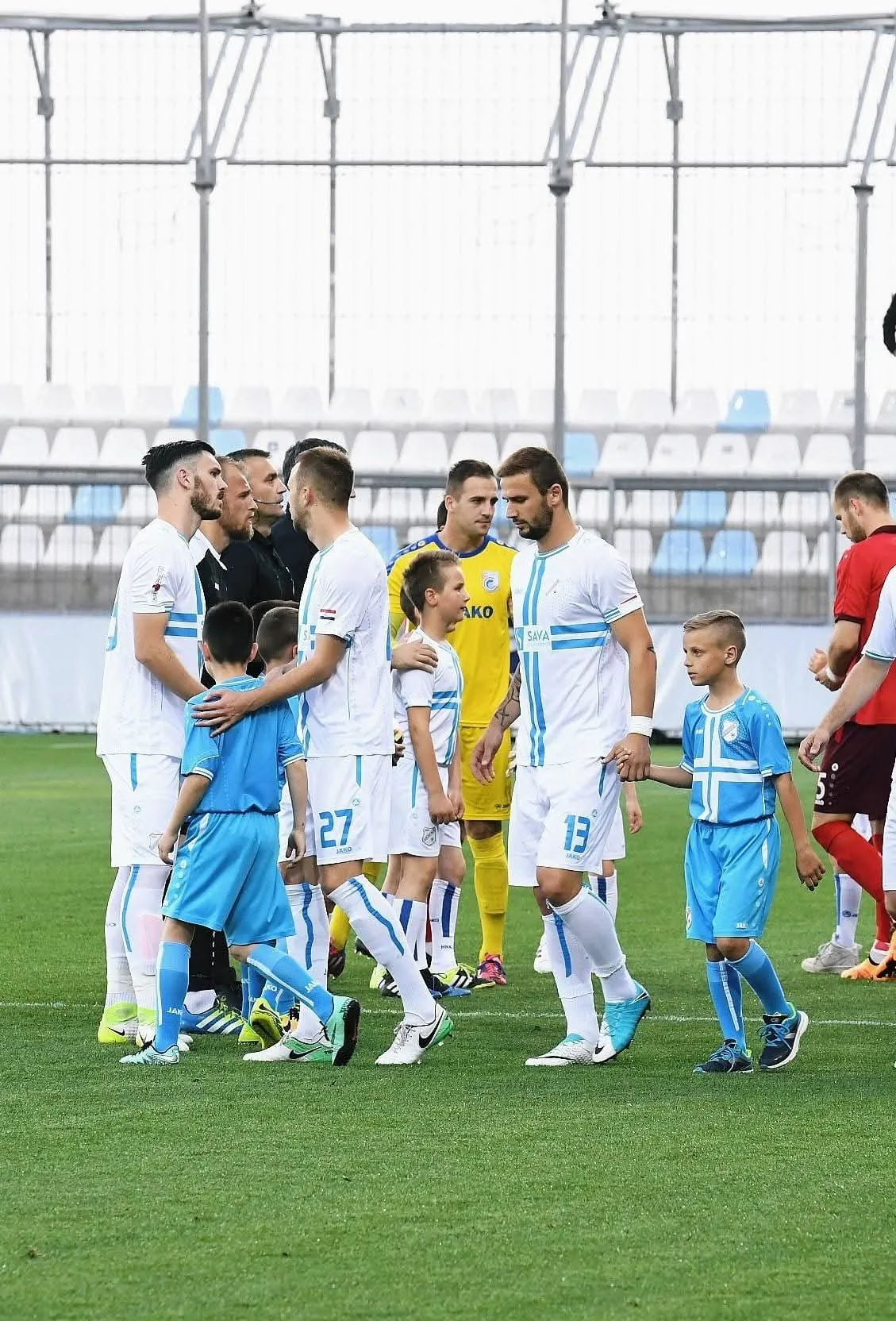 Uz Župarića prije utakmice protiv Cibalije, kad je Rijeka osigurala prvi naslov prvaka Hrvatske. Foto: Privatna arhiva.