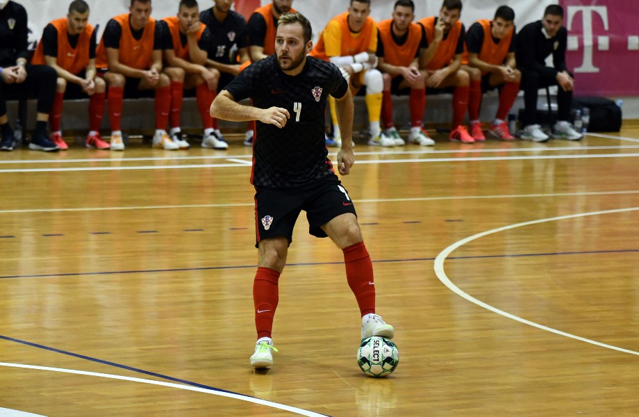 Toni Jelavić u dresu reprezentacije