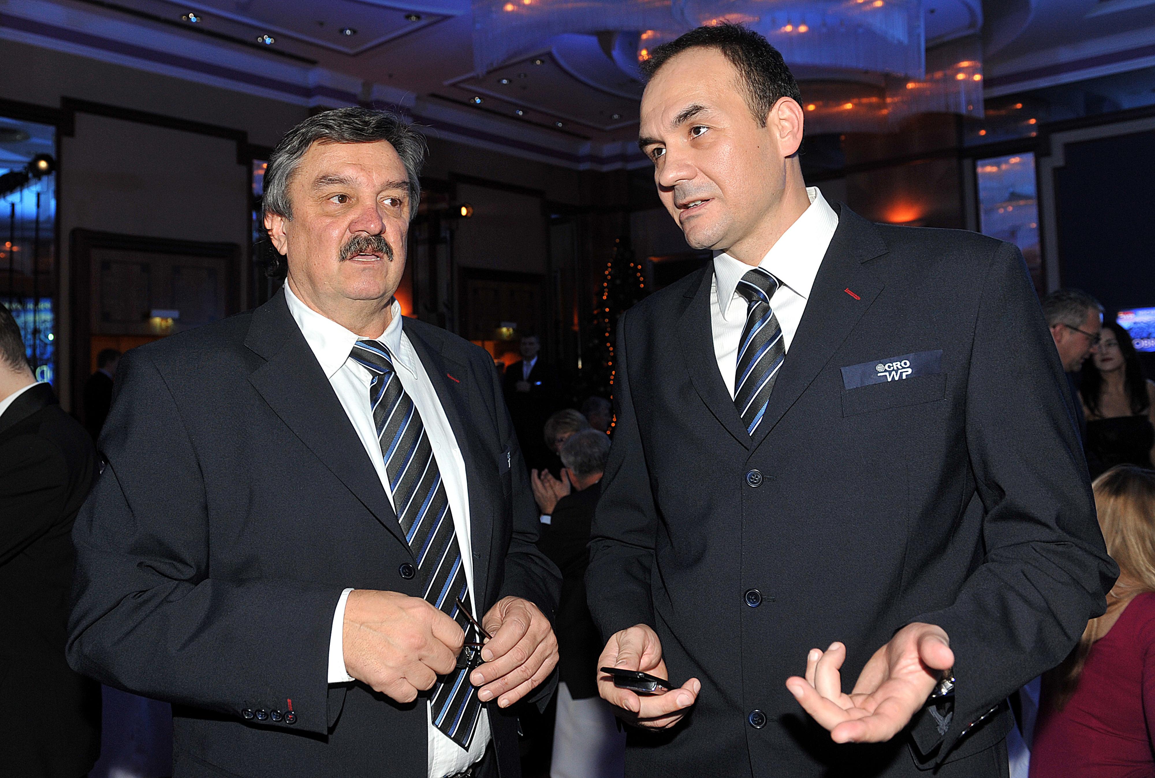 S predsjednikom Saveza Pericom Bukićem kojega je nekoć kao igrača uveo u jugoslavensku reprezentaciju (Goran Stanzl/Pixsell)