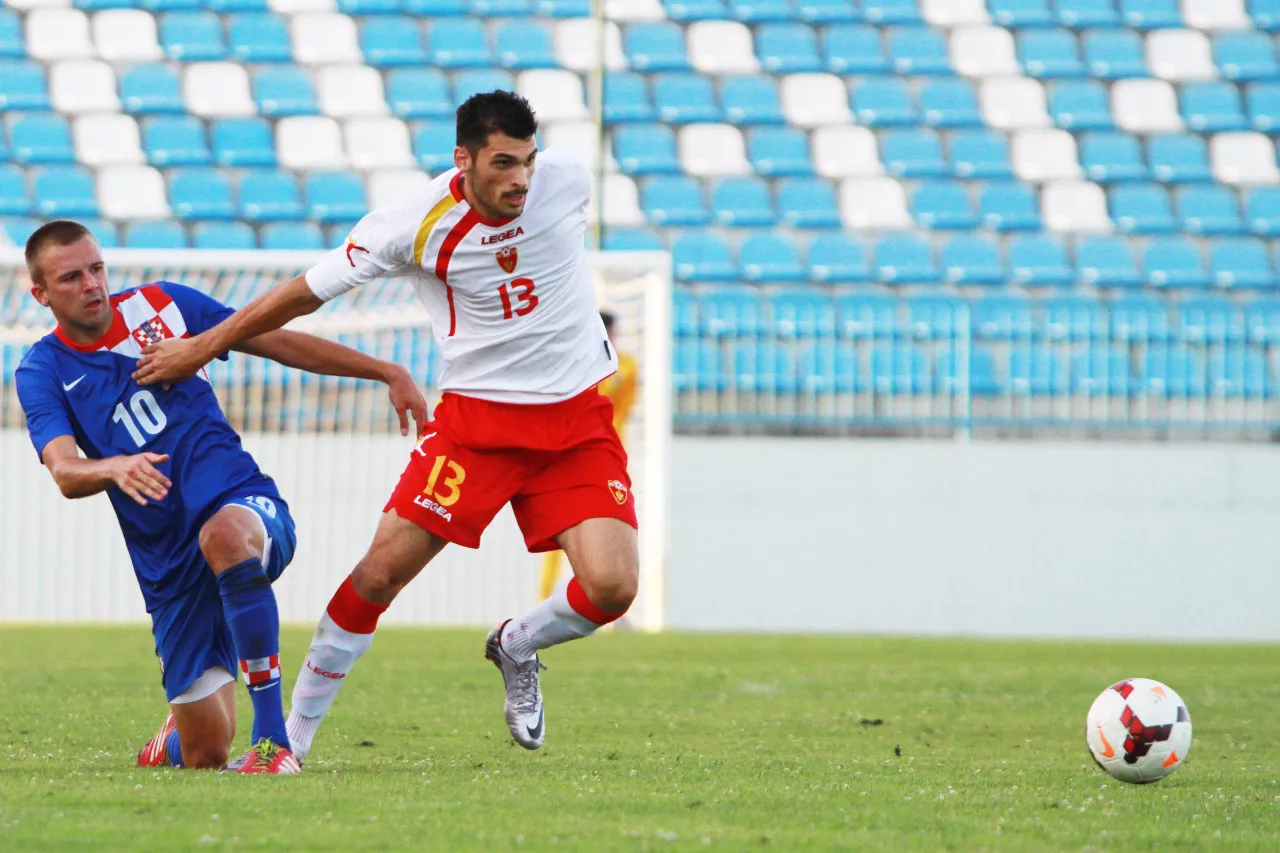 Josip MIšić u dresu U-21 reprezentacije prije 12 godina u sudaru s Crnom Gorom u Sinju. Ivana Ivanovic/Pixsell
